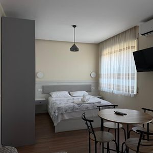 Studio met een King Size Bed